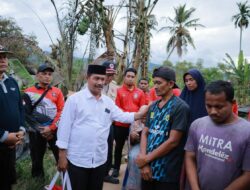 Korban Kebakaran di Pantee Rawa Terima Bantuan Masa Panik