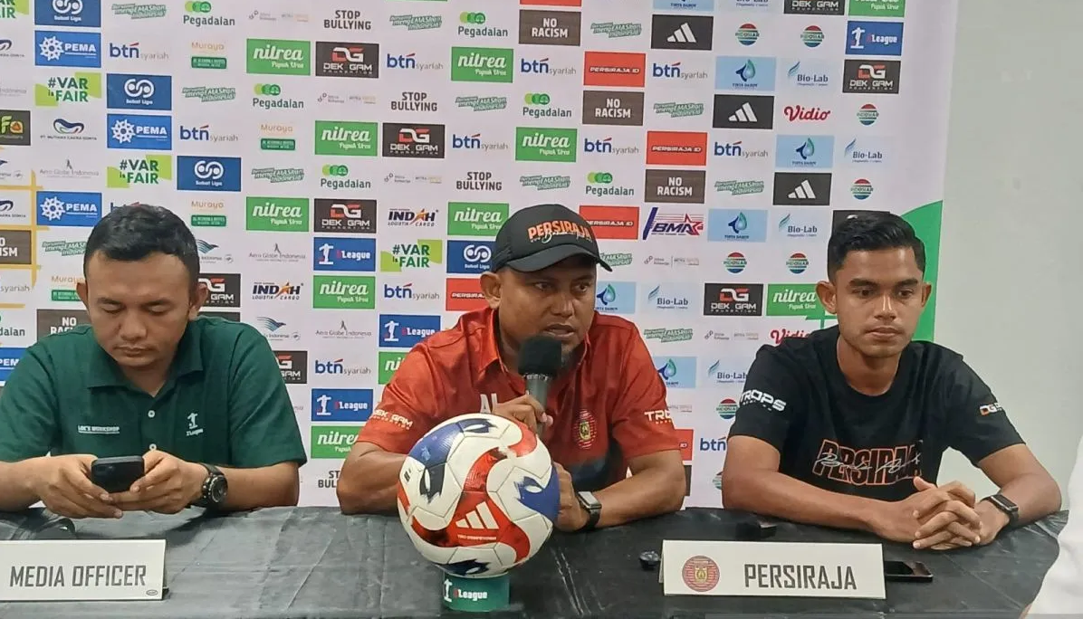 Pelatih Persiraja