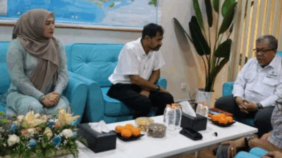 Mualem Temui Fahri
