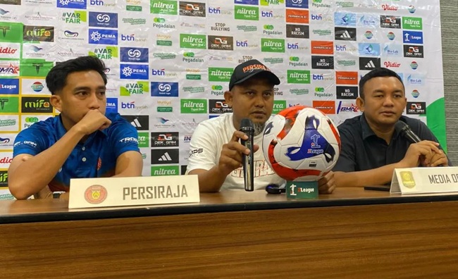 Pelatih Persiraja