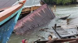 Rumah Warga di Singkil Terhempas ke Laut Akibat Badai