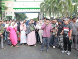 Warga Nagan Raya Protes Penutupan Tambang Emas Mereka
