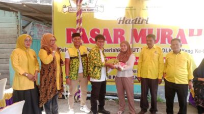 Bantu Masyarakat, Golkar Subulussalam Gelar Pasar Murah