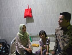 Bupati Aceh Besar Jenguk Warga Bocor Jantung di RS Harapan Kita