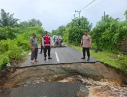 Hujan Deras, Jalan Penghubung Mukim Meureubo Putus