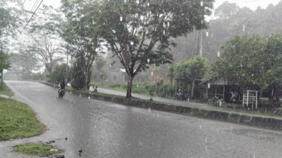 Cuaca Buruk Landa Simeulue, Warga dan Nelayan Diminta Waspada