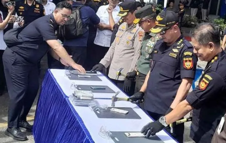 pemusnahan barang ilegal
