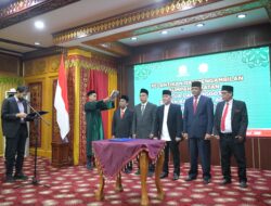 Pelantikan Baitul Mal Aceh: Mualem Harap Kinerja Semakin Baik