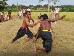 Geudeu-Geudeu: Olahraga Gulat Tradisional di Aceh yang Diwariskan dari India
