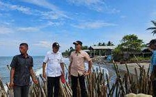 13 Keluarga Kehilangan Tempat Tinggal Akibat Abrasi di Muara Batu