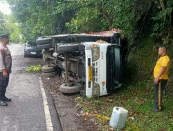 Truk Terguling di Gunung Geurutee, Tidak Ada Korban Jiwa