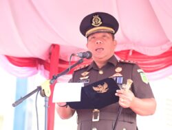 Hari Pahlawan dan HKN, Kajari Aceh Besar Pimpin Upacara