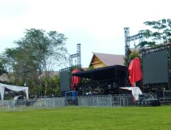 Ceramah Das’ad Latif, Diperkirakan Lapangan Tribun Aceh Tamiang Disesaki Warga