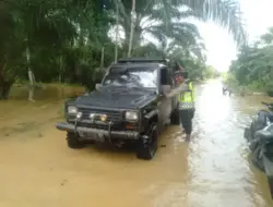 Luapan Sungai Rendam 8 Desa di Woyla Barat