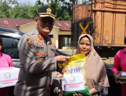 Polres Aceh Selatan Gelar Bakti Sosial untuk Korban Banjir