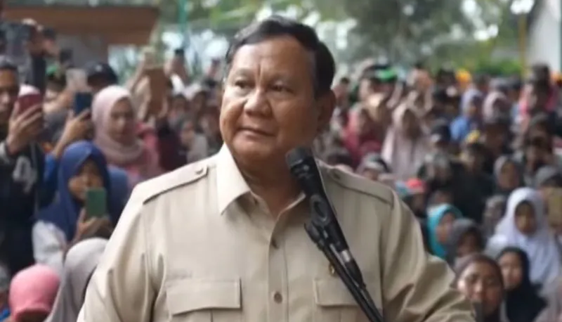 Prabowo Janjikan Pembangunan Rumah untuk Korban Bencana