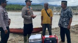 Warga Blang Tripa Terima Genset dari Kapolres Nagan Raya