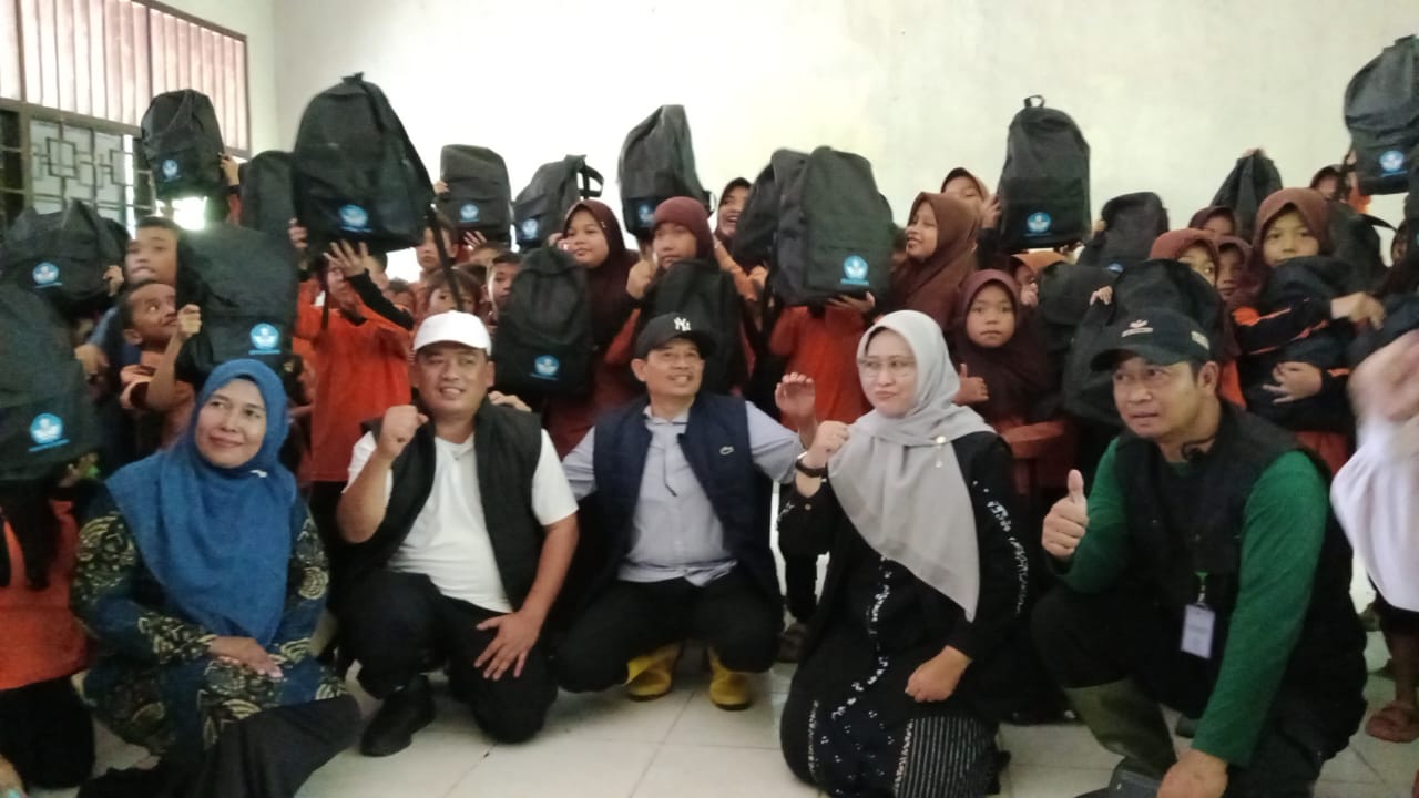 Mendikdasmen Tinjau Sekolah Terdampak Banjir di Subulussalam