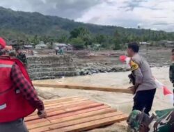 Polri-TNI dan BPBD Pulihkan Akses Jalan ke Takengon