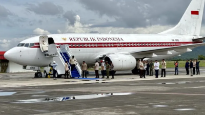 Prabowo di Bandara SIM
