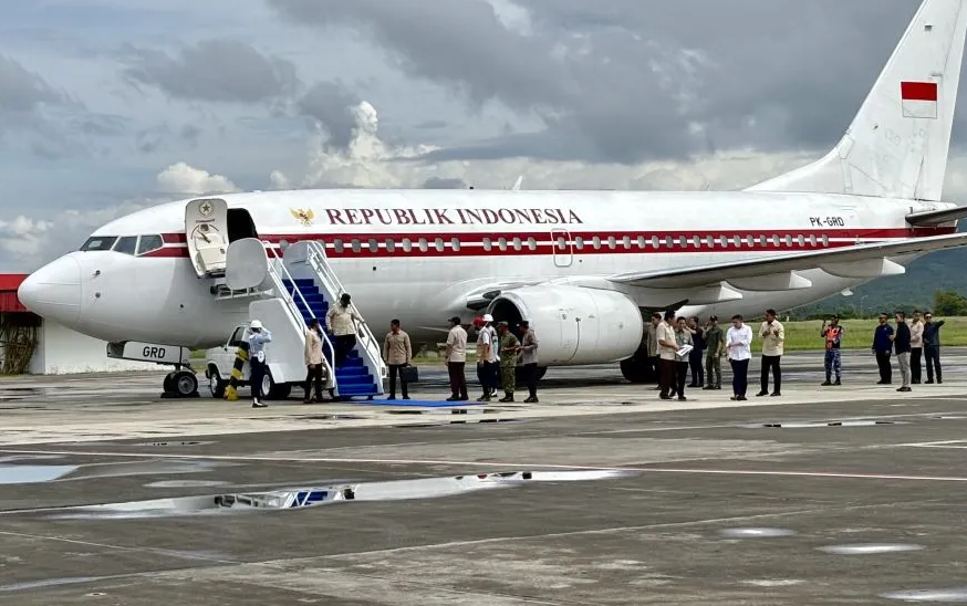 Prabowo di Bandara SIM