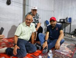 Mualem Terima Bantuan dari Warga Malaysia