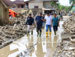 Gotong Royong ASN Bersihkan Sekolah, PBM Aceh Tamiang Tetap Jalan