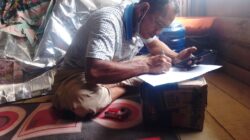 Dusun Bahagia Lakukan Pendataan Banjir dengan Peralatan Darurat