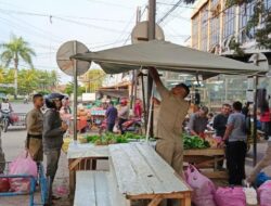 Satpol PP Aceh Besar Amankan Barang PKL yang Langgar Aturan