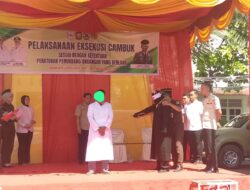 Empat Terpidana Judi di Aceh Tenggara Jalani Uqubat Cambuk