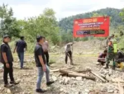 Petugas Gabungan Musnahkan Gubuk PETI di Kuta Cot Glie