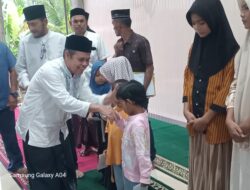 Safari Ramadhan di Pandrah, Wabup Bireuen Santuni Anak Yatim