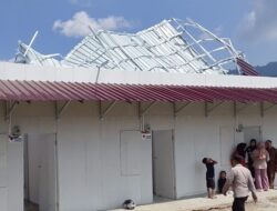 Lima Unit Huntara Rusak Diterjang Angin Kencang