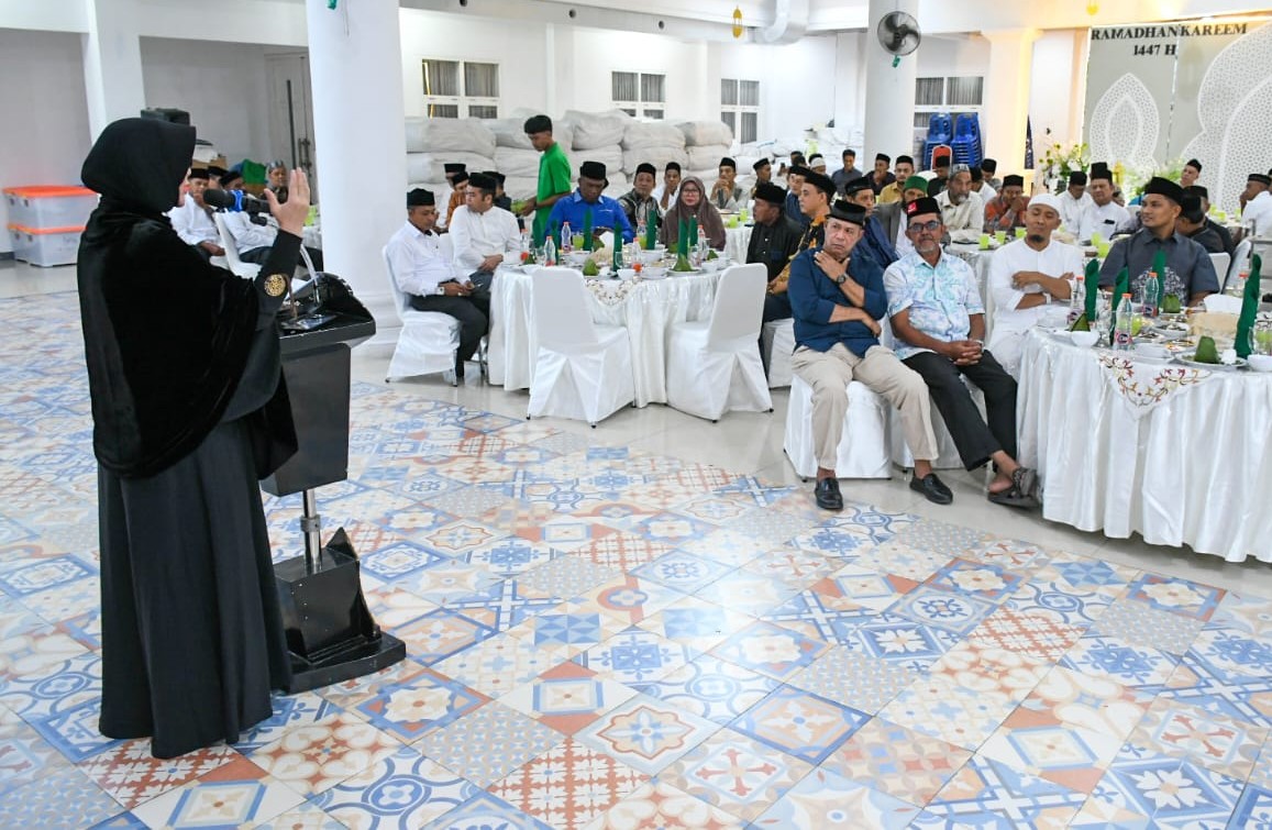 Illiza-Afdhal Buka Puasa Bersama Keuchik dan Imum Mukim