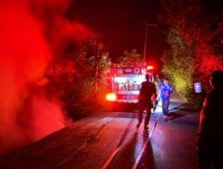 Tumpukan Sampah di Mata Ie Nyaris Menyambar Bangunan TNI