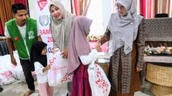 210 Anak Yatim Terima Baju Lebaran dari iHH dan ASA