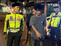 Polisi Tertibkan Aksi Balap Lari Pemuda di Simpang Ceurana
