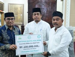 Safari Ramadhan, Baitul Mal Aceh Salurkan Rp600 Juta di Aceh Besar