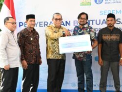Kelompok Usaha Pertanian dan Peternakan Aceh Besar Terima Bantuan Peralatan