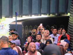 Dua Hari Lebaran, Belasan Ribu Wisatawan Padati Museum Tsunami Aceh