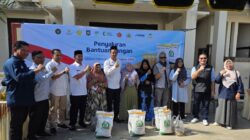 Bulog Salurkan Bantuan Pangan 16.385 Ton Beras dan 3,2 Juta Liter Minyak Goreng