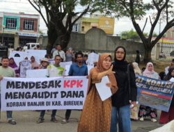 Pengungsi Demo Pemkab Bireuen, Ajukan 7 Tuntutan