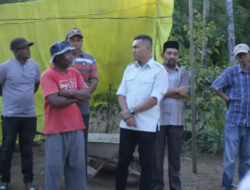 Bupati Abdya Turun Langsung, Perbaiki Rumah Warga Tak Layak Huni