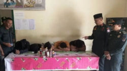 Lima Pemuda Ditangkap WH Karena Minum di Tempat Umum