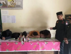Lima Pemuda Ditangkap WH Karena Minum di Tempat Umum