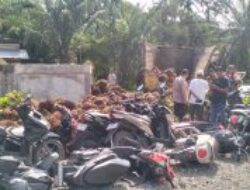 Rem Diduga Blong, Truk Hantam Motor Siswa di Tadu Raya
