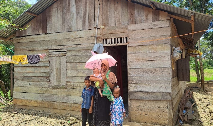 Suami Wafat di Laut, Nurlaila Bersama Tiga Anak Hadapi Ketidakpastian Hidup
