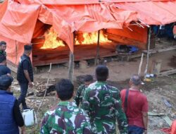 Tak Temukan Aktivitas, Aparat Bakar Peralatan Tambang Ilegal