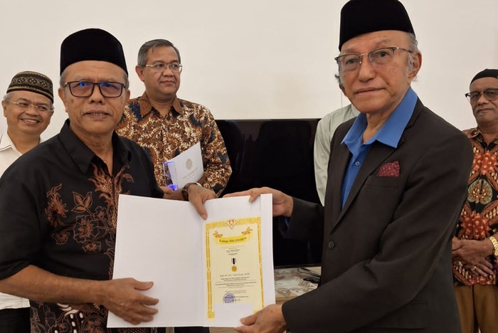 Yusri Yusuf Kembali Terpilih Sebagai Ketua Majelis Adat Aceh