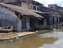 Banjir Rob Rendam Ratusan Rumah di Langsa